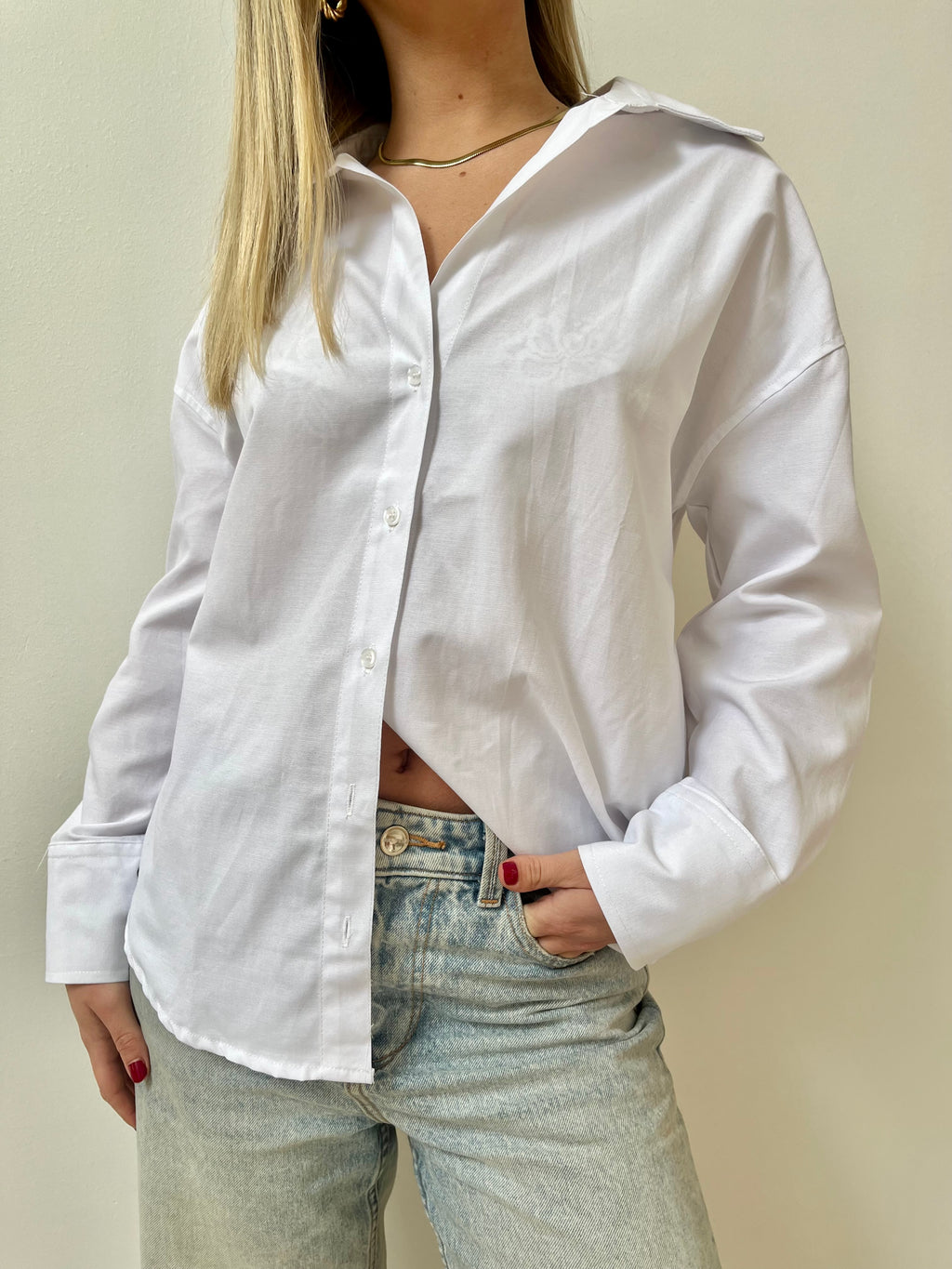 Camisa básica blanca