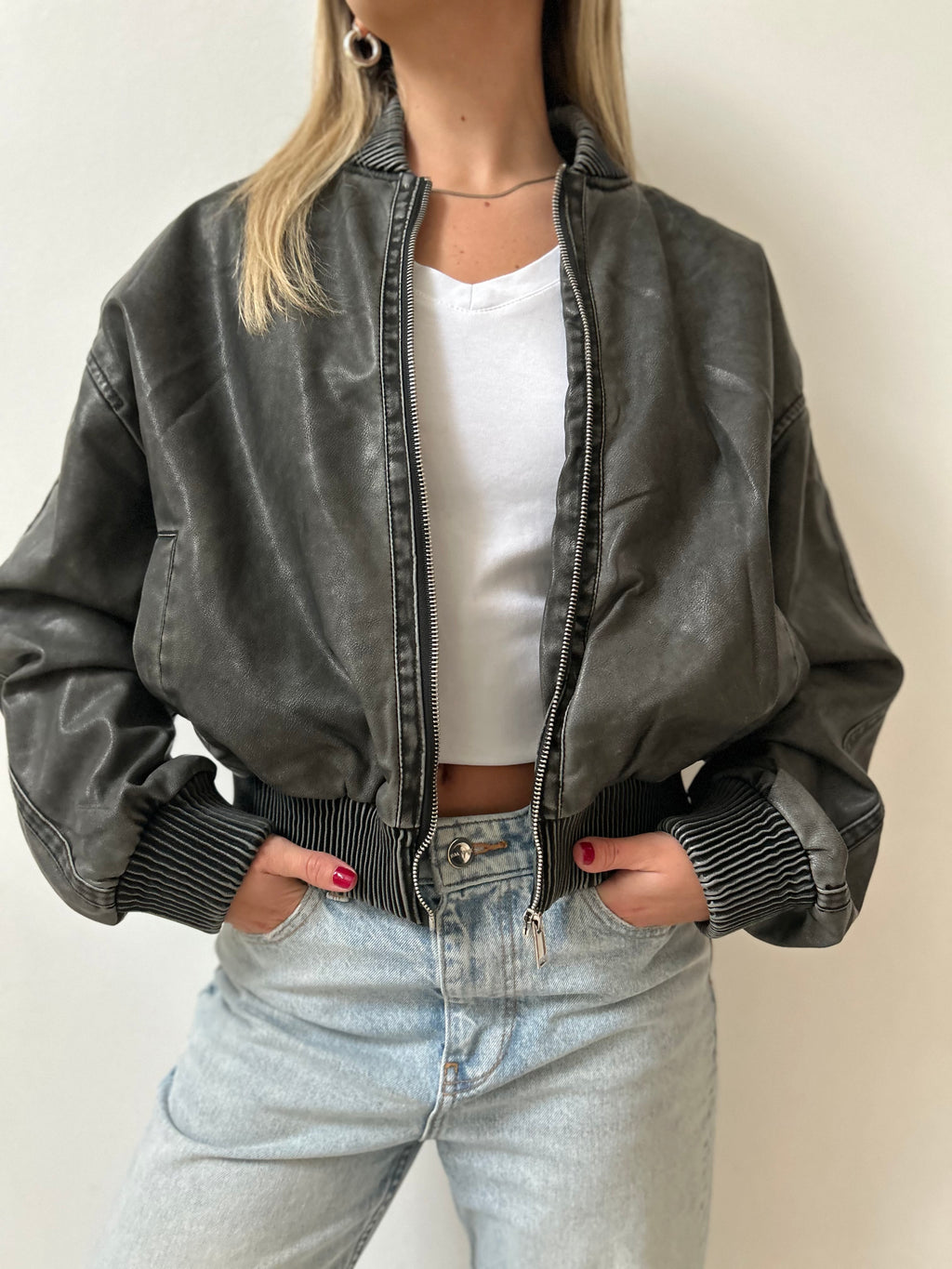 Bomber ecocuero grafito para mujer - vista principal
