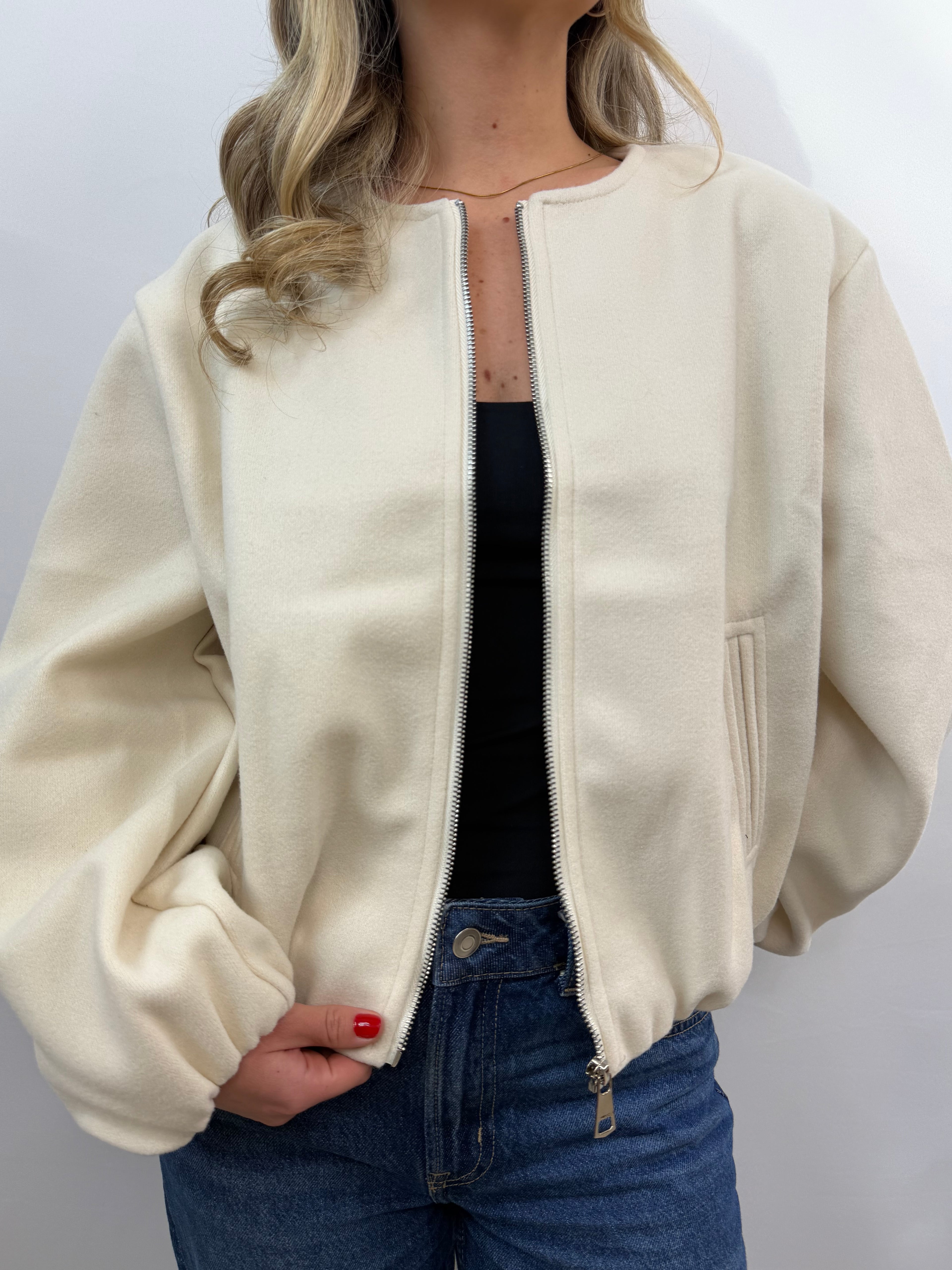 Bomber Ampuero