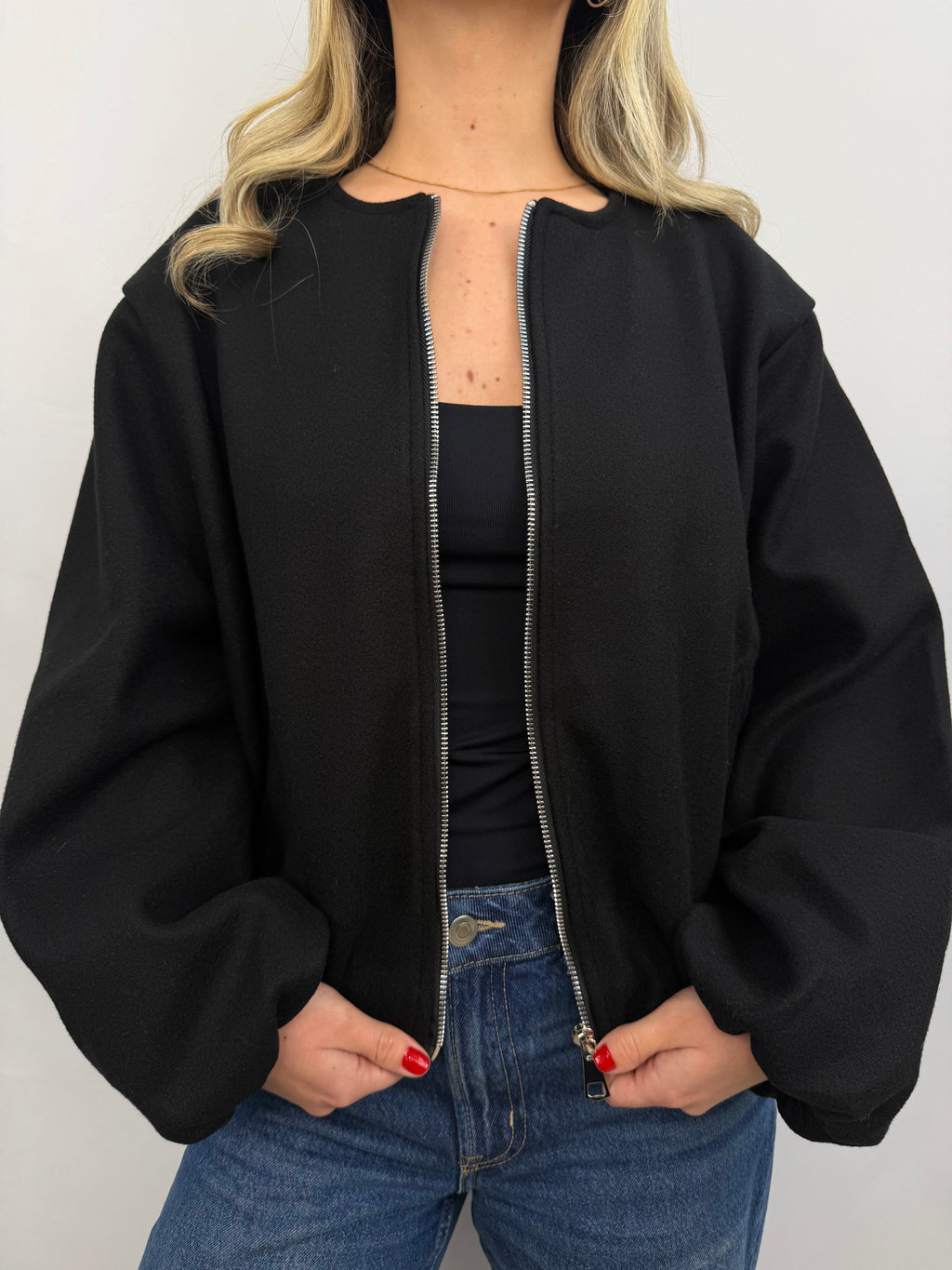 Bomber Ampuero
