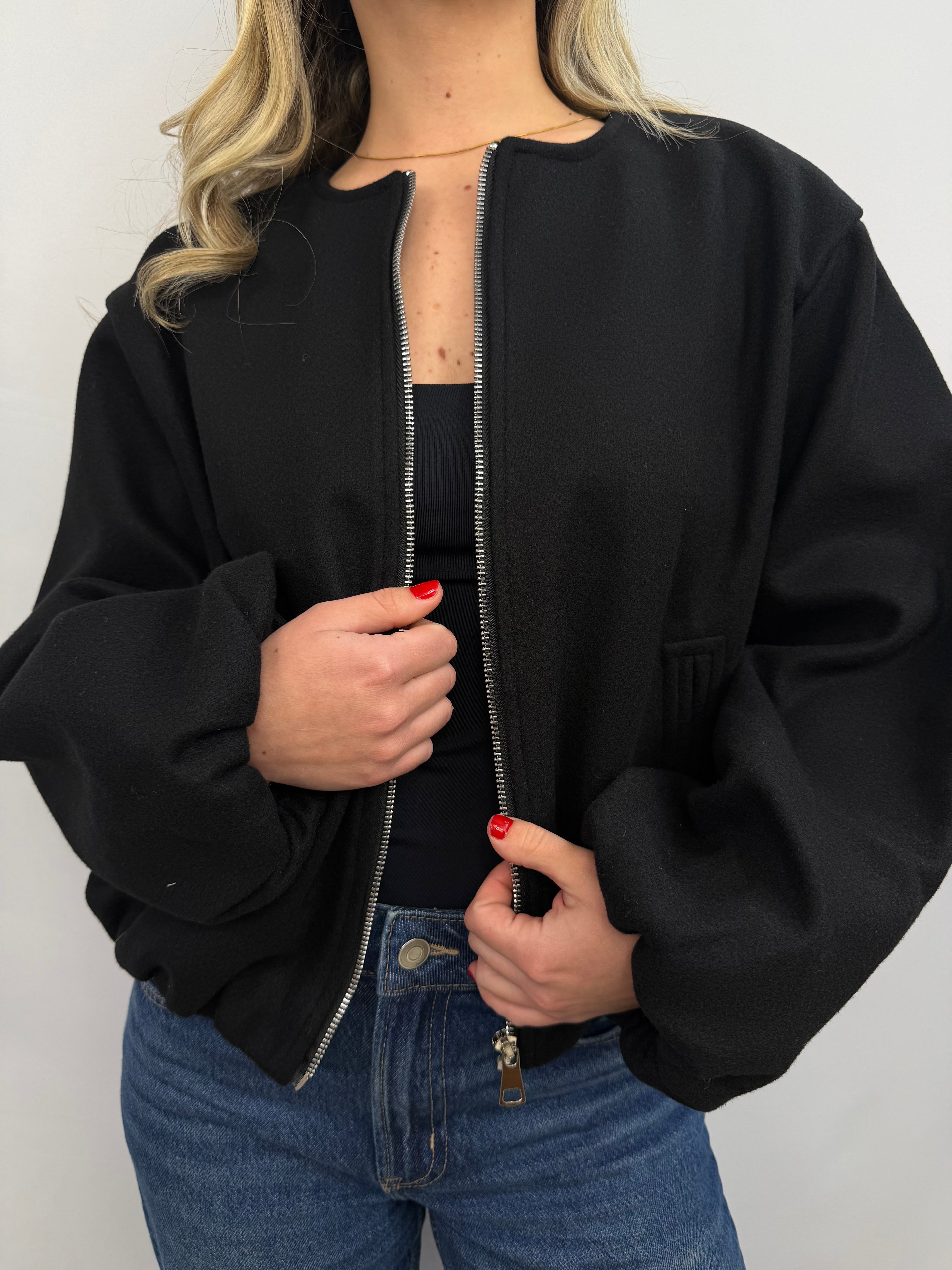 Bomber Ampuero